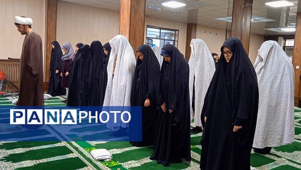 کارگاه راز جذابیت دختران در دبیرستان نورالهدی تبادکان