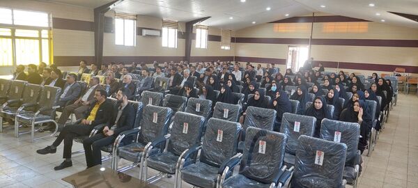 جلسه هم‌اندیشی مدیران آموزش و پرورش باخرز