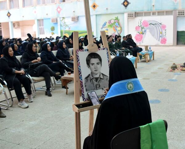 یادواره «لاله‌های روشن» در جم؛ بزرگداشت دانش‌آموز شهید حسین صافی در ریحانه‌النبی