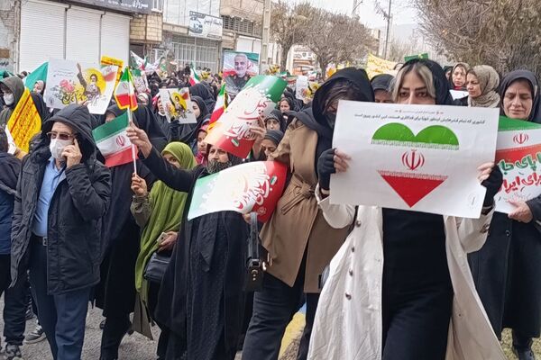 راهپیمایی باشکوه ۲۲ بهمن در اسلام‌آباد غرب