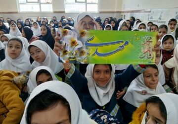 جشن میلاد امام عصر (عج) در مدارس حدیث و بحرینی کمری