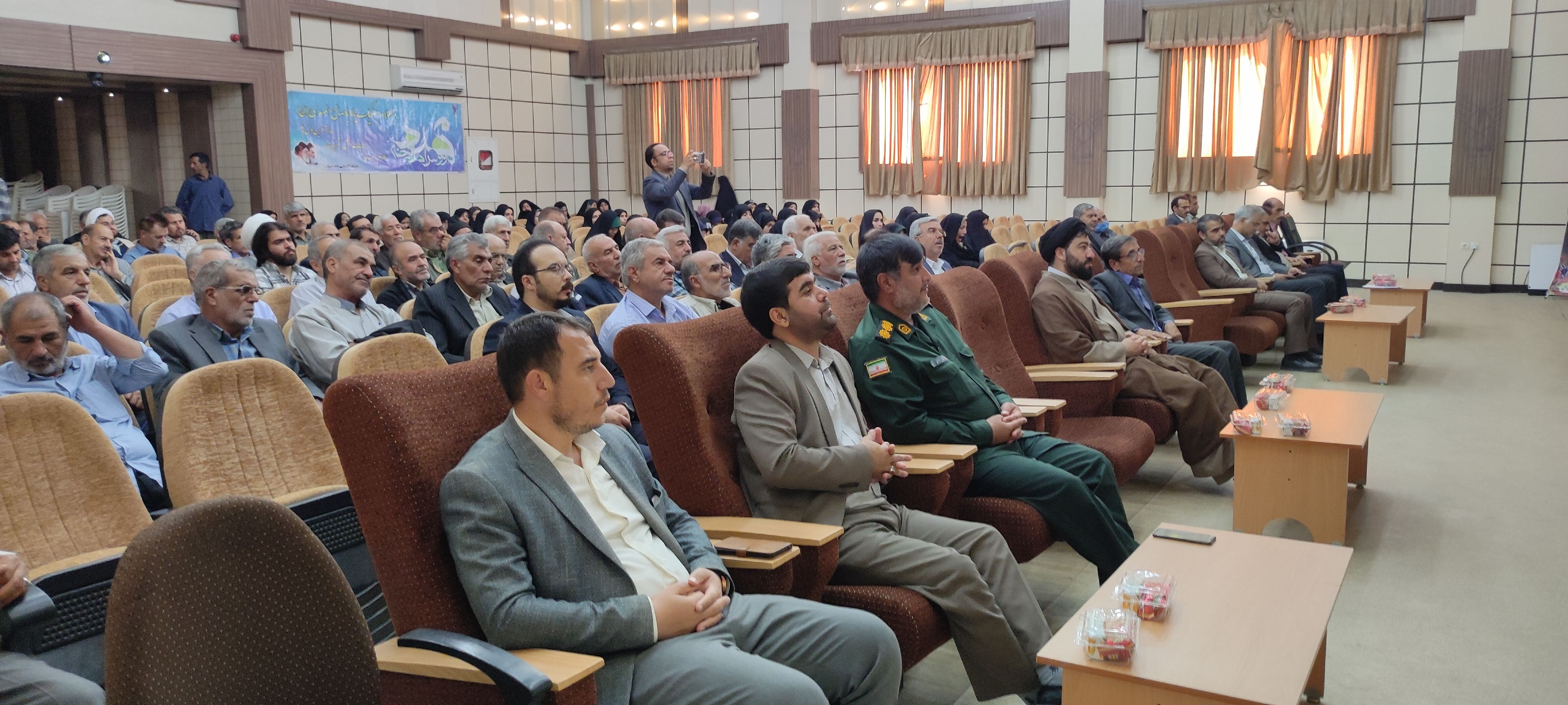 پنجمین آیین سراسری تجلیل و تکریم از پیشکسوتان دفاع مقدس و مقاومت در دانشگاه آزاد شیروان