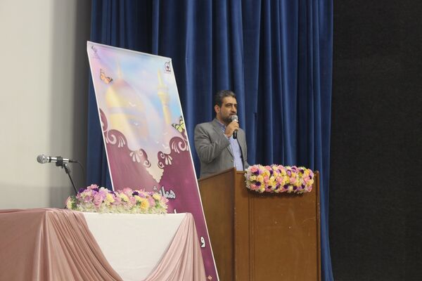 همایش مربیان تربیتی و مشاوران جهادی آموزش و پرورش قم