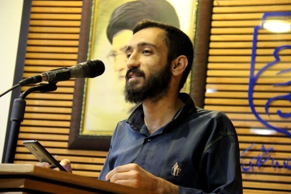 نشست ادبی «عصر دلنشین» در کرمانشاه