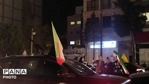 سی شب بلوار فضل میزبان رژه ماشینی شد 