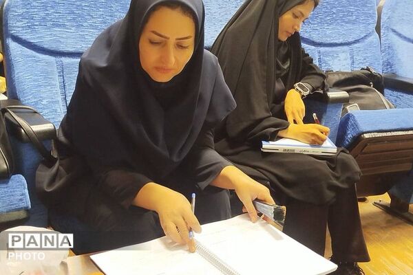  توانمندسازی مربیان کودکستان شهر قدس و رباط کریم 