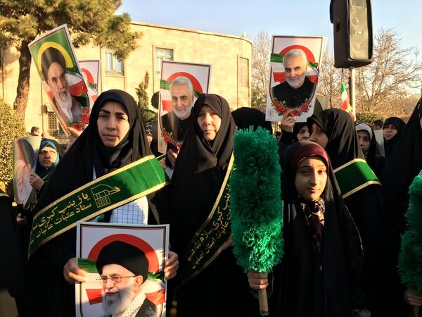 اصفهان یکصدا در میدان امام حسین(ع)