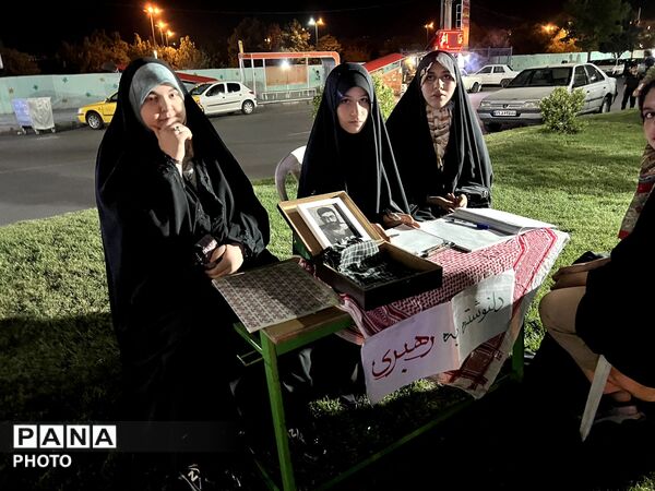راهپیمایی و تجمع مردمی در هشتگرد ساوجبلاغ با حضور پرشور مردم 