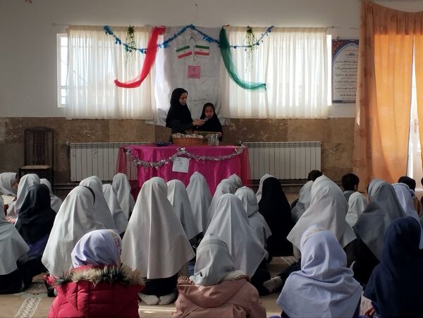 جشن مولودی خوانی ولادت آقا صاحب الزمان‌ عج درمدرسه‌تکتم‌خلیل آباد