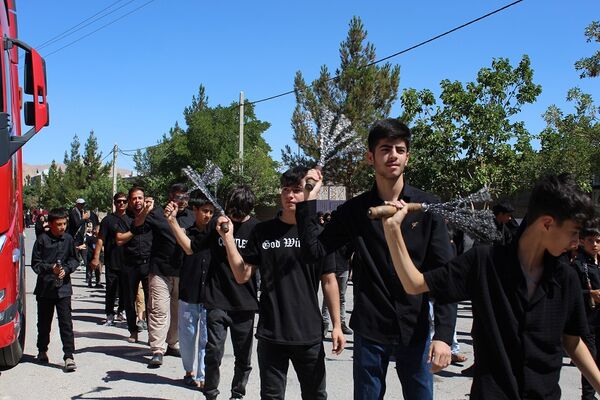 عزاداری تاسوعای حسینی در شهر درق 