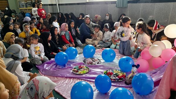 مراسم جشن دهه کرامت و استقبال از پرچم حرم رضوی در شهرستان‌فیروزکوه