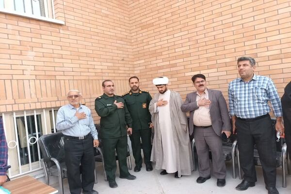نواختن زنگ هفته بسیج در مدارس شهرستان بهبهان