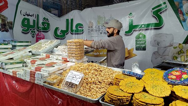 حال و هوای بازار یاسوج در آستانه شب یلدا