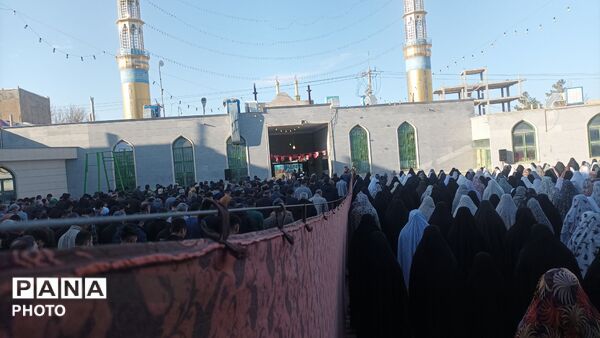 اقامه نماز عید فطر در مسجد امام سجاد  نیشابور 