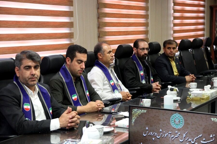 دیدار مدیرکل آموزش و پرورش خراسان شمالی با همکاران سازمان دانش‌آموزی استان و روسای سازمان دانش‌آموزی شهرستان ها