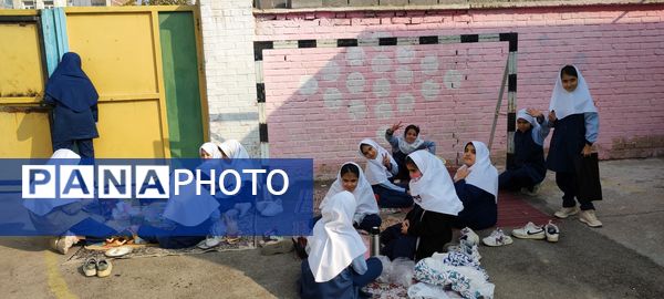 صبحانه سلامت و روز جهانی تخم مرغ در مدرسه شهید خاقانی شهرستان شیروان