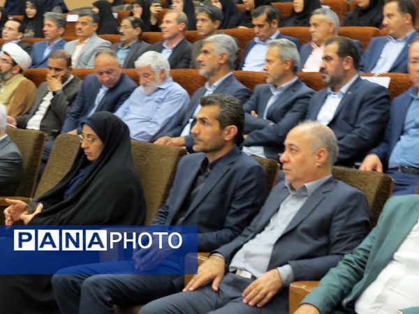 آیین تجلیل از معلمان نمونه استانی در بجنورد