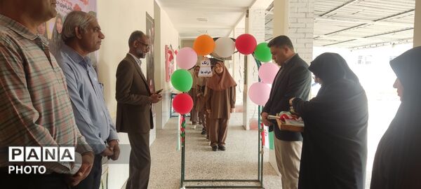 جشن جوانه‌ها در مدرسه زینبیه فین