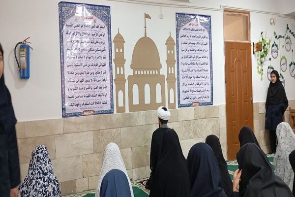 زنگ نماز در روز اول ماه مهر ۱۴۰۴در دبیرستان شهید مجید دهنوی نیشابور 