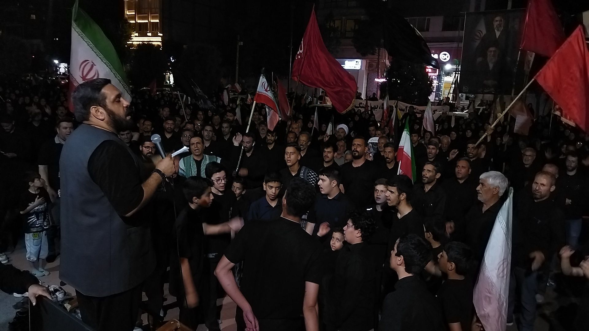شب تاسوعا در بلوار فضل نیشابور 