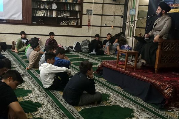 مراسم اعتکاف دانش‌آموزی در بهارستان‌۲ آغاز یک سفر معنوی