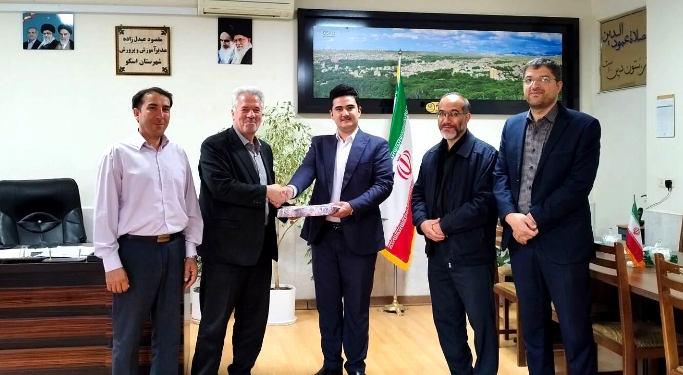 پانا سنگری برای مسئولیت‌پذیری و خودباوری دانش‌آموزان است