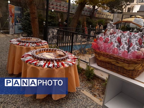 جشنواره انشاء در دبیرستان سلاله ناحیه یک کرج 