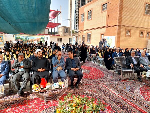 زنگ جوانه ها در مشهد به صدا در آمد