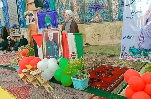 دانش‌آموزان بویین‌زهرایی در جشن روزه‌اولی‌ها از خدای خود تشکر کردند
