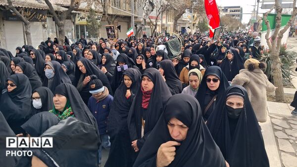 امروز شیروان در سوگ ۳شهید جنگ تحمیلی نشست