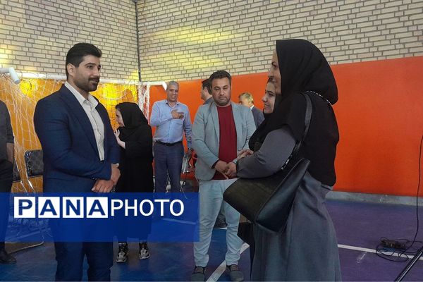 مراسم گرامیداشت دهه کرامت و روز معلم در روستای امیرآباد ملارد برگزار شد