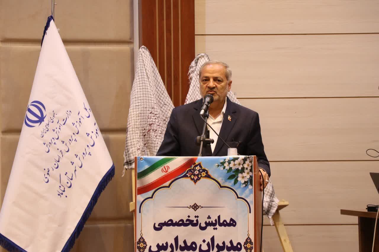 مدرسه تراز،الگوی نوین حکمرانی در نظام تعلیم و تربیت است /بازنگری ۹۵۰ عنوان کتاب درسی در افق هشت‌ساله