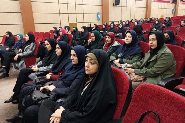 اولین دوره آموزشی آموزگاران پایه مدارس ابتدایی شهرستان رباط‌کریم