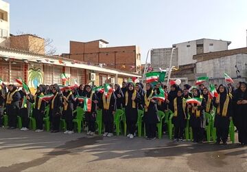 همایش ایرانمون در مدرسه زینب کبری