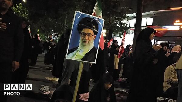 حماسه سازی مردم نیشابور در حسینیه امام خمینی (ره)