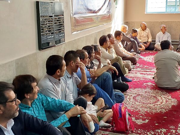 برگزاری انتخابات انجمن اولیا و مربیان با حضور امام‌جمعه در دبیرستان عابدینی خرم صفادشت ملارد
