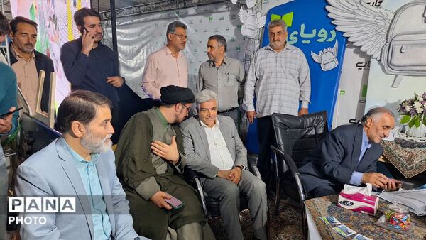 حضور فرماندار مشهد در جشن عید غدیر در میدان دانشجو