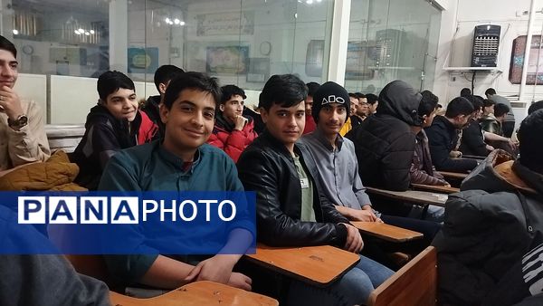 برگزاری جشن روز جوان و آغاز دهه فجر در دبیرستان شاهد ابوذر غفاری نیشابور 