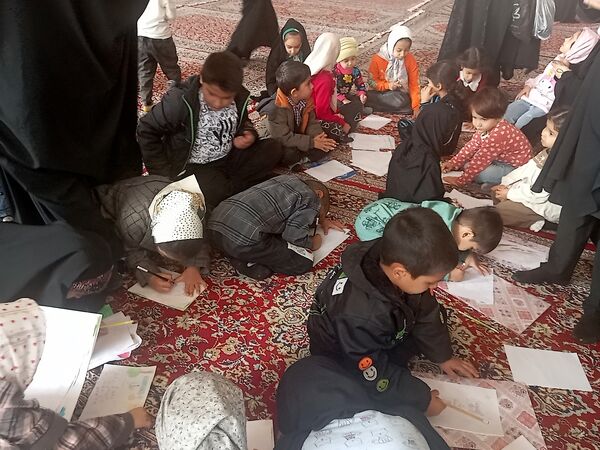 غرفه کودک در نمازجمعه کاشمر