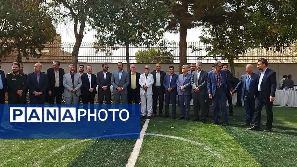 آیین افتتاحیه کارگاه و زمین چمن هنرستان تخصصی خودرو برادران نیشابور 