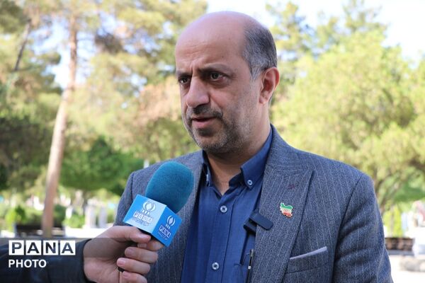 اولین سالگرد شهید کاظمی در بهشت رضا مشهد با حضور وزیر آموزش و پرورش