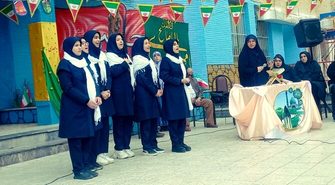 شکوه جشن‌فجر و نیمه شعبان در دبیرستان اهل البیت(ع) ناحیه ۴ کرج