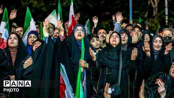 ندای لبیک از صحن دل‌ها تا میدان نبرد