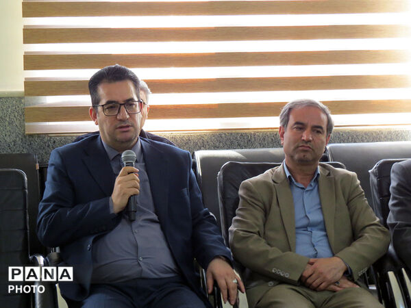 دیدار فعالین امورتربیتی با نماینده ولی فقیه در بجنورد