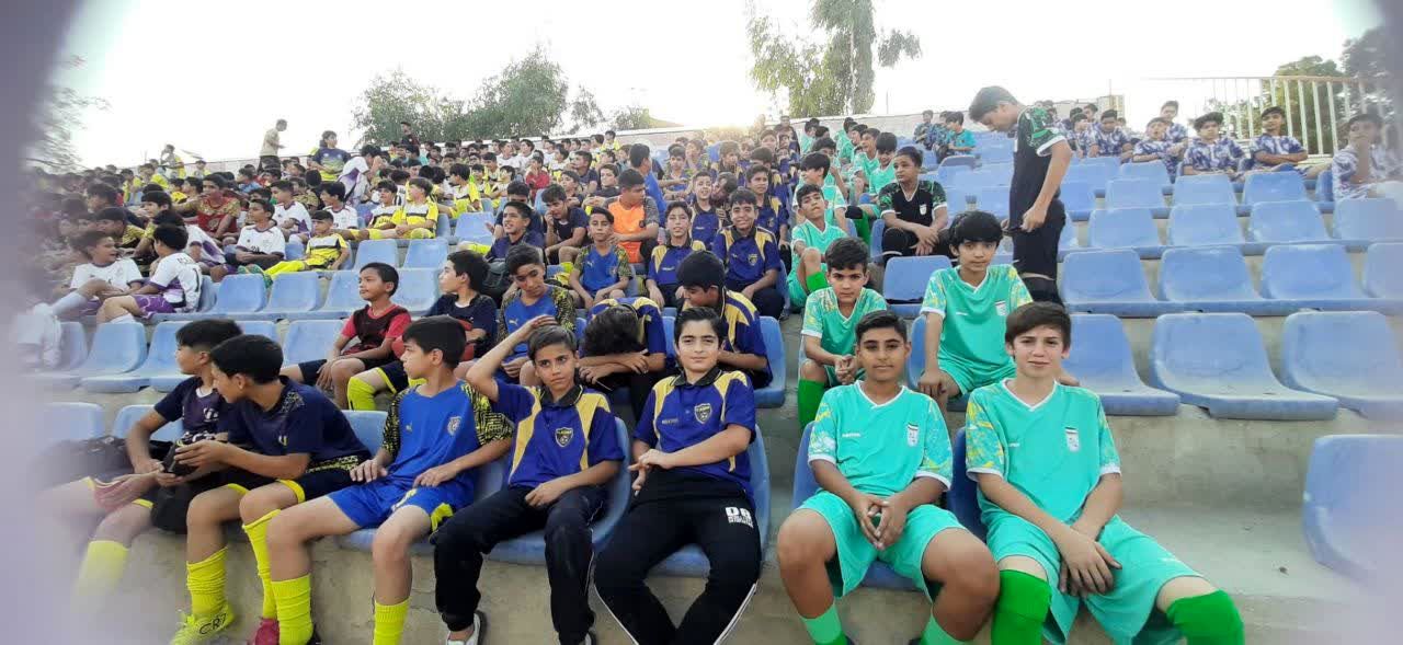 مسابقات لیگ فوتبال 13 ساله‌های قم