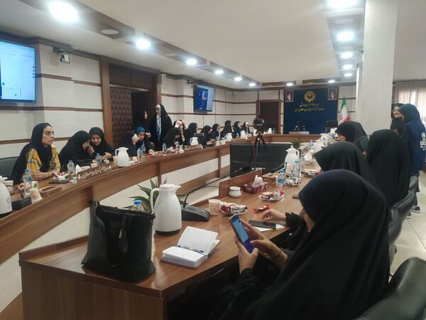 حضور خبرنگاران پانا استان قم در دوره آموزشی نوراوی مهر