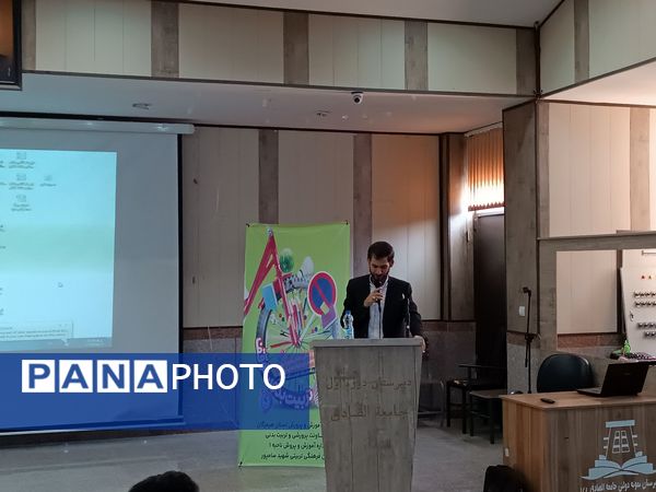 آیین افتتاحیه اوقات فراغت دانش‌آموزان در شهرستان بندرعباس