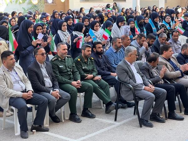 برگزاری آیین نواختن زنگ انقلاب اسلامی در گوشه‌گوشه خوزستان