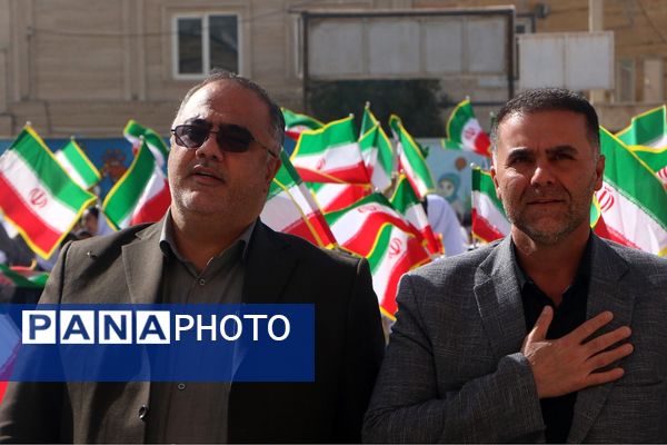 صدای زنگ استکبار ستیزی در مدارس فشافویه گوش نواز شد