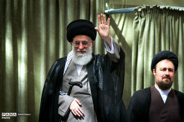 حضرت آیت‌الله العظمی شهید سیدعلی حسینی خامنه‌ای